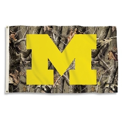 Michigan Wolverines - 3 Ft. X 5 Ft. Flag W/Grommets - Realtree Camo Background 
